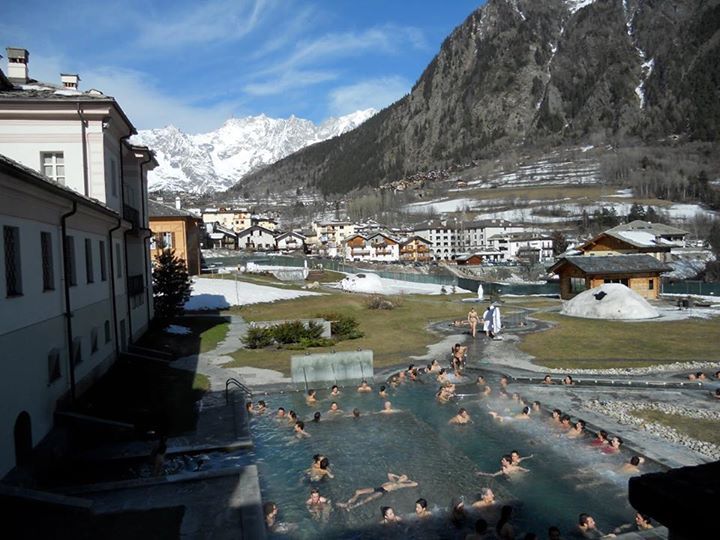 4595-2-forget-the-stress-of-everyday-life-and-immerse-yourself-in-the-warmth-of-terme-di-pre-saint-didier.jpg