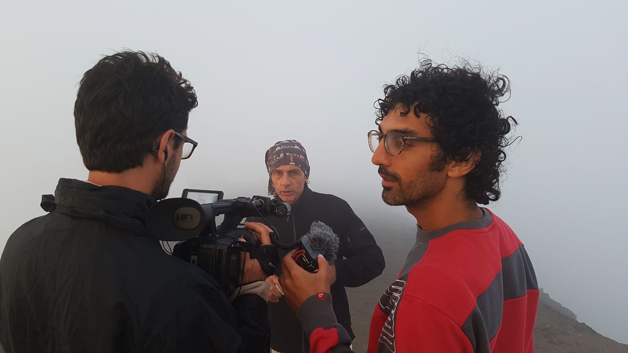 Genitori-durante-le-riprese-del-documentario-Stromboli.jpg