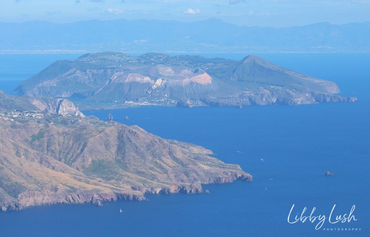 LIPARI & VULCANO (2).jpg