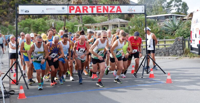 La-partenza-della-tappa-di-Vulcano-2023-780x405.jpg