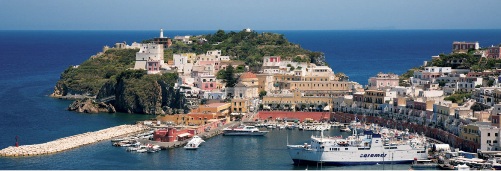 Ponza-porto-borbonico.-Panoramica.jpg